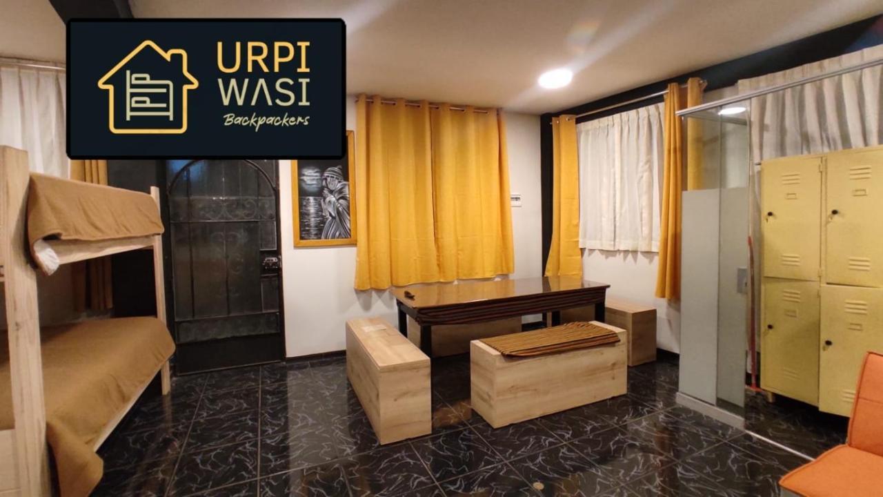 לינה וארוחת בוקר פונו Urpi Wasi Backpackers מראה חיצוני תמונה