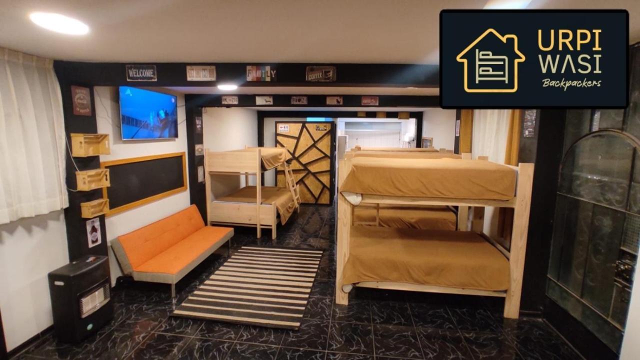 לינה וארוחת בוקר פונו Urpi Wasi Backpackers מראה חיצוני תמונה