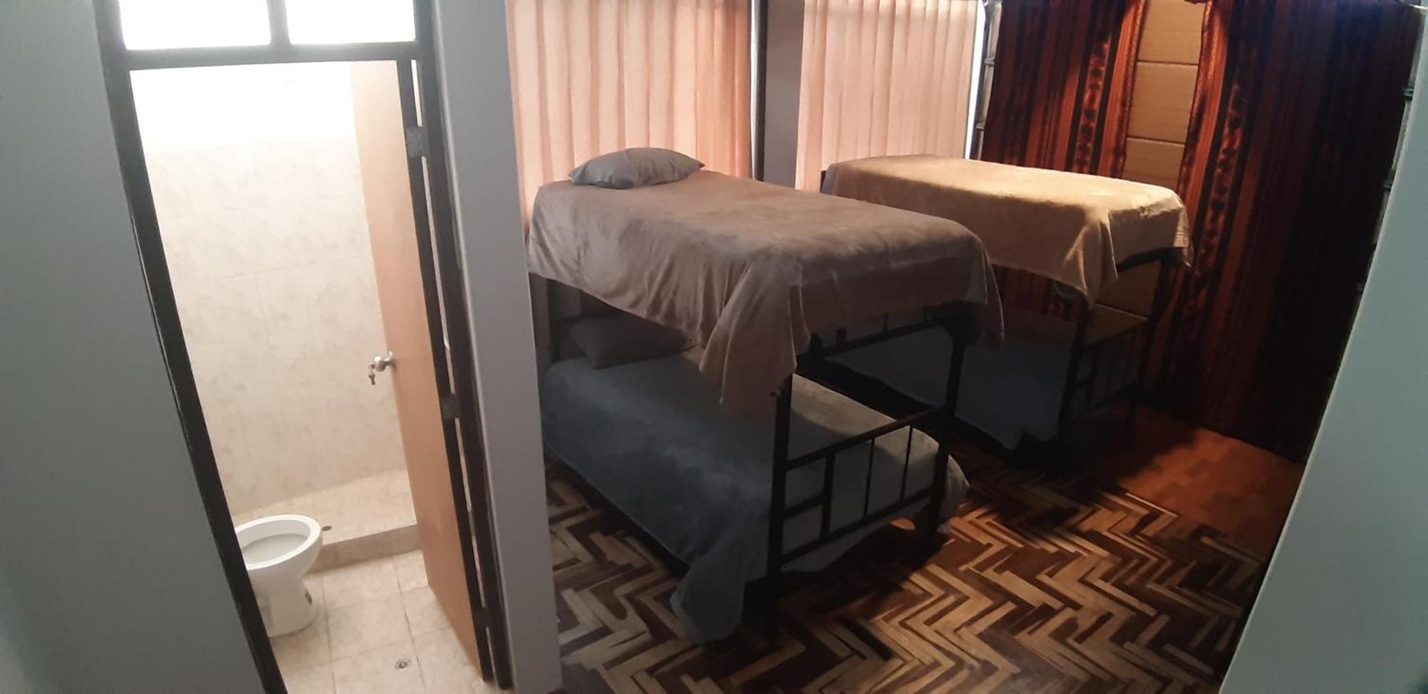 לינה וארוחת בוקר פונו Urpi Wasi Backpackers מראה חיצוני תמונה